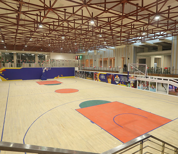 BASKETBALL